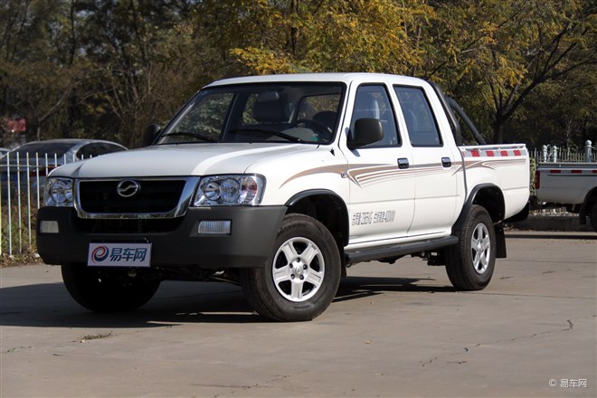 襄陽(yáng)榮運(yùn)達(dá)旗艦購(gòu)車(chē)送大禮包