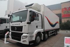 中國(guó)重汽 汕德C7 280馬力 8X4 冷藏車(chē)