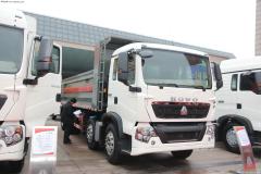 中國(guó)重汽 HOWO T5G系重卡 310馬力 8X4 自卸車(chē)(ZZ3317N356GD2)