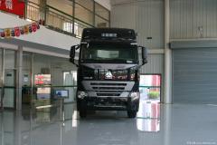 中國重汽 HOWO A7系重卡 380馬力 4X2 牽引車(駕駛室A7-G)(發(fā)動(dòng)機(jī)D12.38)(ZZ4187N3517N1B)