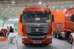 聯(lián)合卡車(chē) 420馬力 6X4 牽引車(chē)(SQR4250D6ZT4)