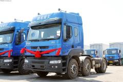 東風柳汽 霸龍M5 400馬力 6X2 牽引車（LZ4241M5CA)