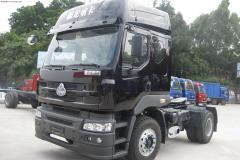 東風柳汽 霸龍M5 350馬力 4X2 牽引車（LZ4180QAFA)
