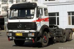 北奔重卡 375馬力 6X4 牽引車(chē)(ND4250B31J)