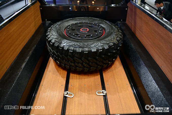 巴博斯6X6(12) 商用車之家訊