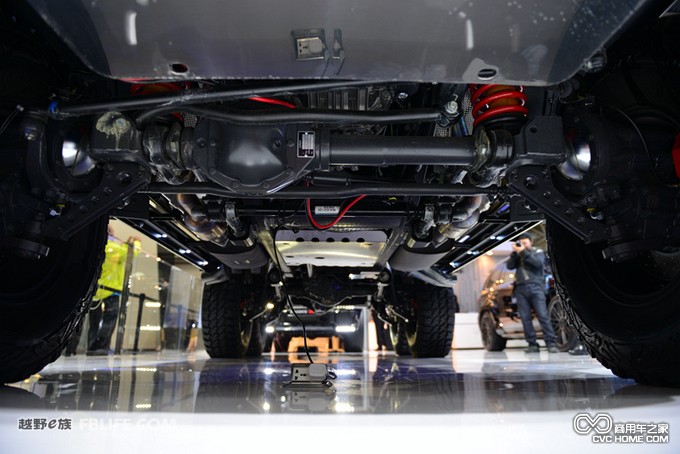 巴博斯6X6(17) 商用車之家訊
