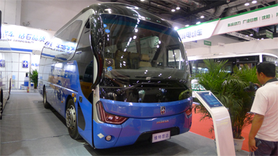 2014道路運(yùn)輸車輛展 亞星客車 車展熱圖