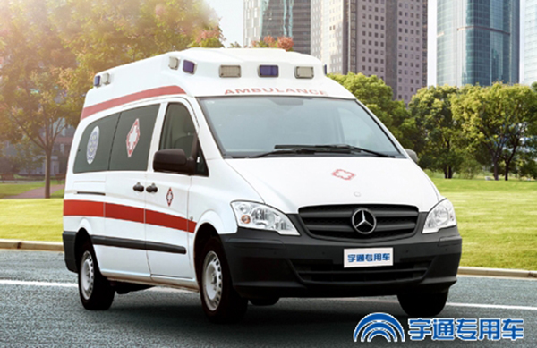 宇通防護(hù)型救護(hù)車 聯(lián)動(dòng)配合對抗埃博拉病毒