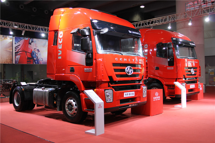 廣州車展：上汽依維柯紅巖重卡