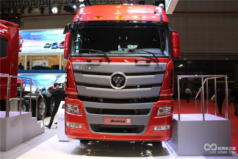 2015上海車(chē)展 福田歐曼GTL梅賽德斯奔馳版