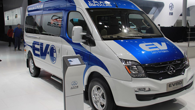 2015上海車展 上汽大通V80客車