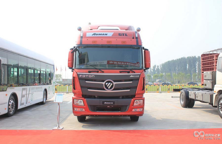 福田 歐曼GTL 9系重卡 345馬力 4X2 牽引車(chē)(BJ4189SLFKA)