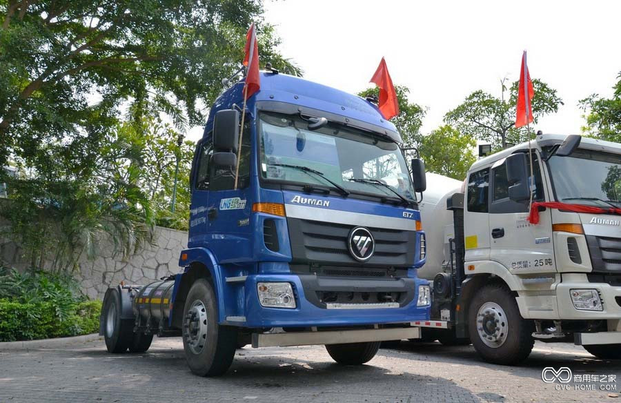 福田 歐曼ETX5系 336馬力 4X2 LNG牽引車(BJ4182SLFKA-XA)