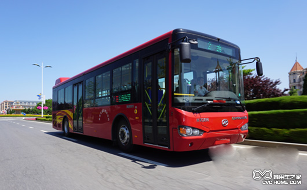 海格插電式氣電混合動力公交車扮靚5A景區(qū)