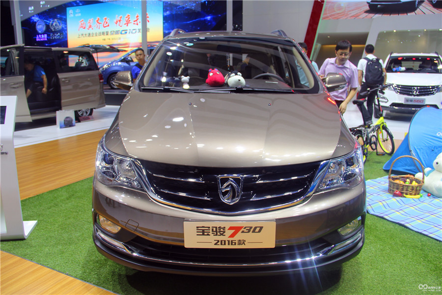 2015廣州車展：上汽通用五菱寶駿730  2016款