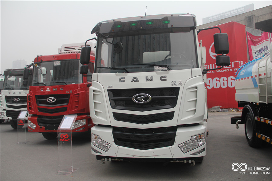 2016華菱星馬年會(huì)展車 菱馬H3洗掃車