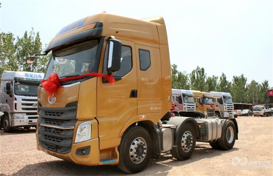 東風(fēng)柳汽 乘龍H7重卡 430馬力 6X2牽引車(chē)(LZ4240H7CA)